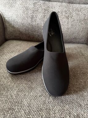 SAS Tripad Comfort Foot Bed Black Slip On Wedge Loafers Shoes Womens Size 7 NWOB